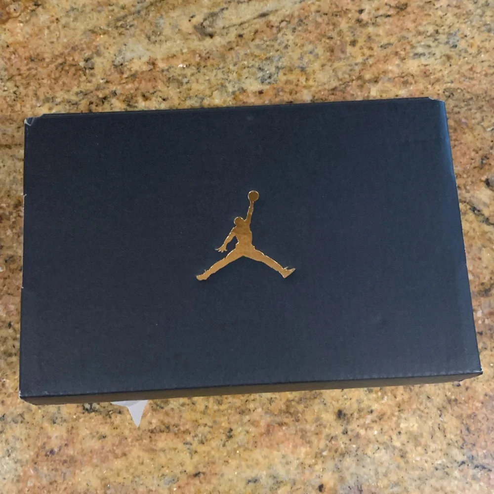 NEW Jordan Dub Zero Sneakers, Size 4C